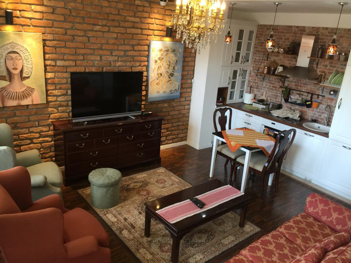 Apartment Nesti In Pristina Kosovo Εξωτερικό φωτογραφία