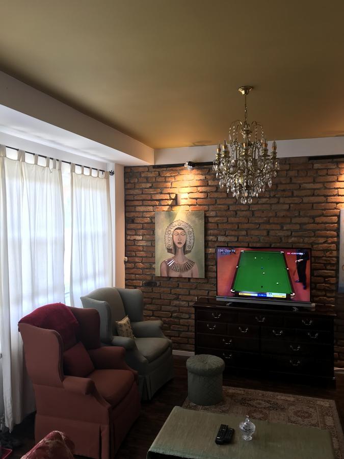 Apartment Nesti In Pristina Kosovo Εξωτερικό φωτογραφία