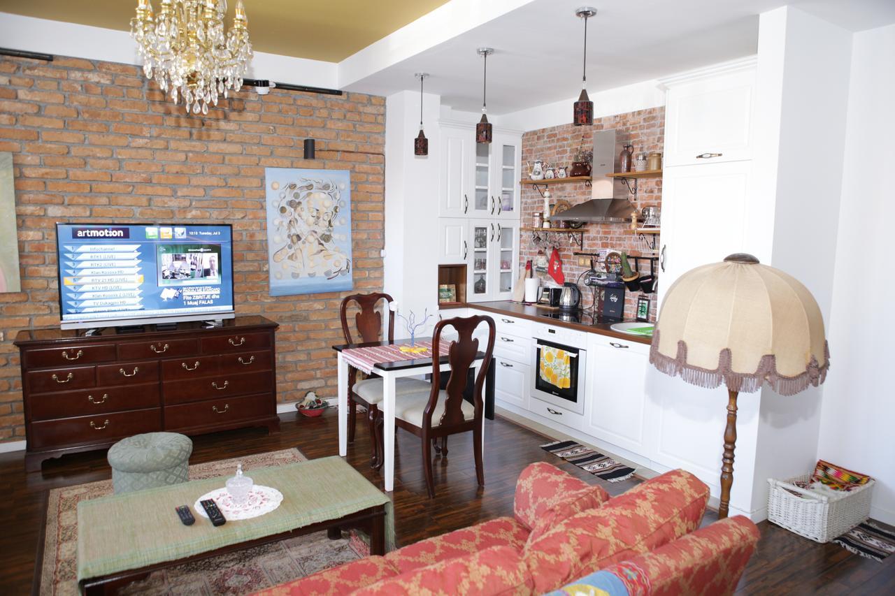 Apartment Nesti In Pristina Kosovo Εξωτερικό φωτογραφία