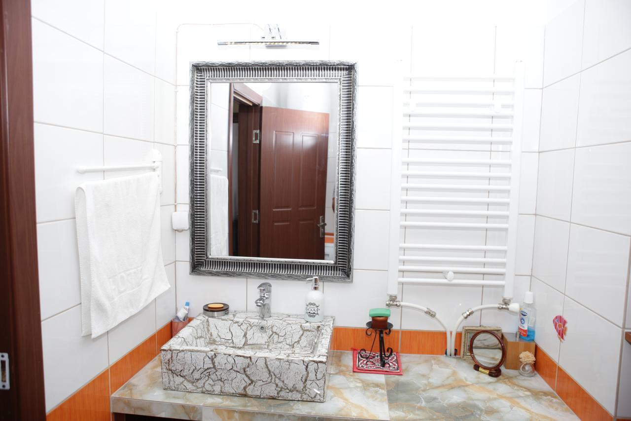 Apartment Nesti In Pristina Kosovo Εξωτερικό φωτογραφία